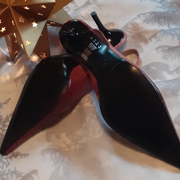 ⚘Kenneth Cole Heels - Picture 5 of 9